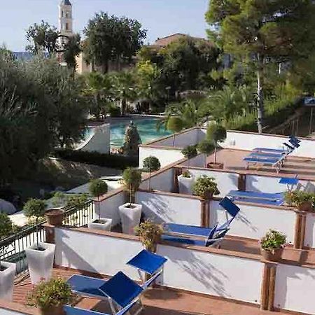 Hotel Ristorante Cavaliere Scario Exterior photo